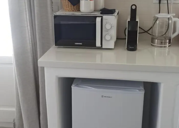 Gemelos Cozy 스키아토스타운